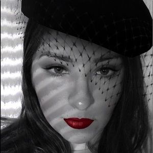 Meet your Posher, Francia